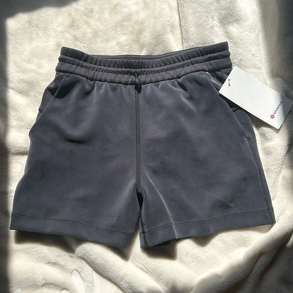 Lululemon softstreme HR short 4”
